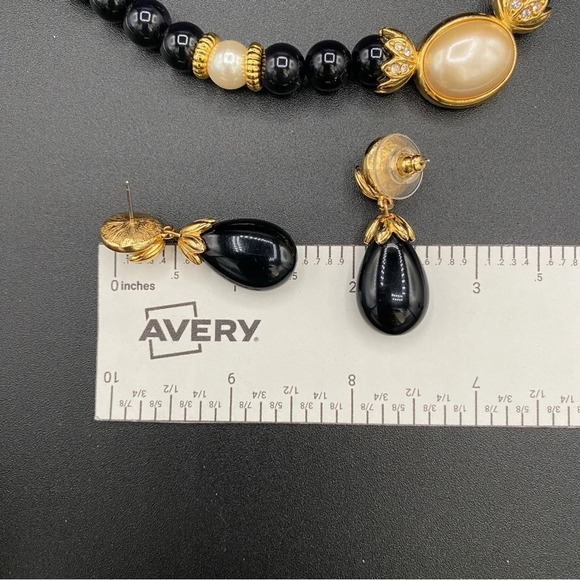 Vintage Avon Black Plastic and Faux Pearl Necklace and Pierced Earrings Set - Picture 9 of 14